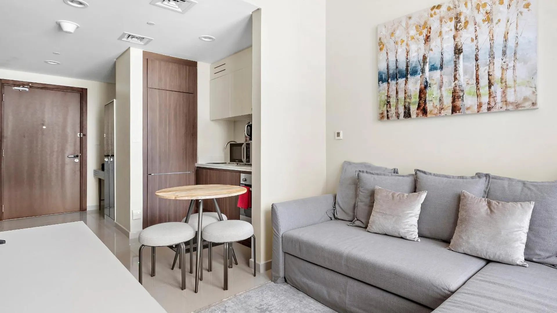 Executive And Modern 1Bdr In Vera Tower Business Bay Dubai Apartment