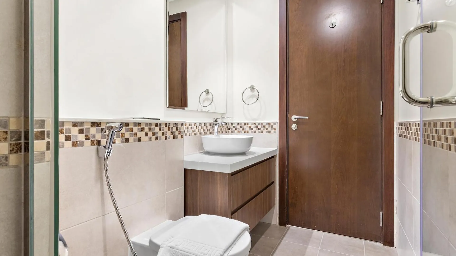 Executive And Modern 1Bdr In Vera Tower Business Bay Dubai Apartment