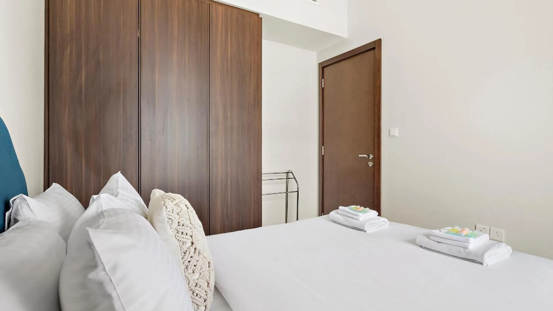 Executive And Modern 1Bdr In Vera Tower Business Bay Dubai 0*,
